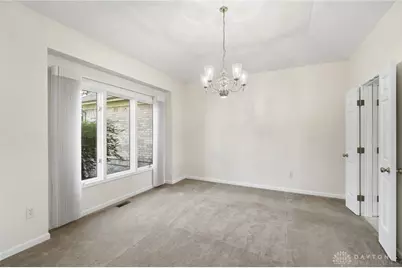 812 Valley View Point, Springboro, OH 45066 - Photo 9