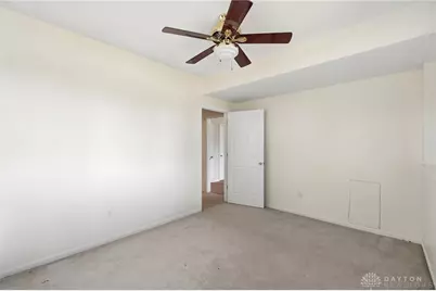 812 Valley View Point, Springboro, OH 45066 - Photo 47