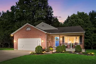 3349 Whispering Trees Dr, Batavia, OH 45102 - Photo 1