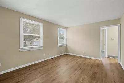 4545 Greenwich Village Avenue, Dayton, OH 45406 - Photo 7