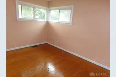 501 Van Tress Drive, Fairborn, OH 45324 - Photo 7