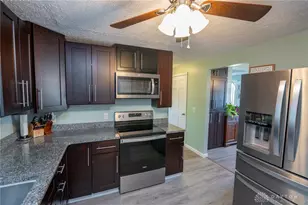 2700 Edna Ln, Springfield, OH 45503 - Photo 13