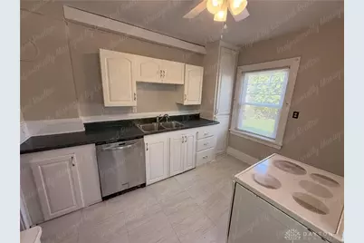 3135 Wayne Avenue, Dayton, OH 45420 - Photo 11