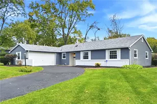 172 East Dr, Dayton, OH 45458 - Photo 1