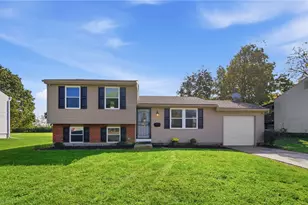 131 Lexington Farm Rd, Englewood, OH 45322 - Photo 1
