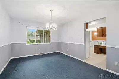 386 Silvertree Lane, Centerville, OH 45459 - Photo 9