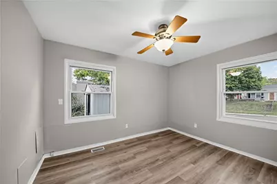 355 Millard Drive, Franklin, OH 45005 - Photo 7