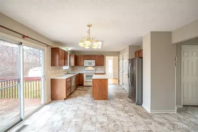 6750 Waterview Way, Huber Heights, OH 45424 - Photo 7