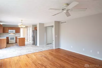 6750 Waterview Way, Huber Heights, OH 45424 - Photo 11