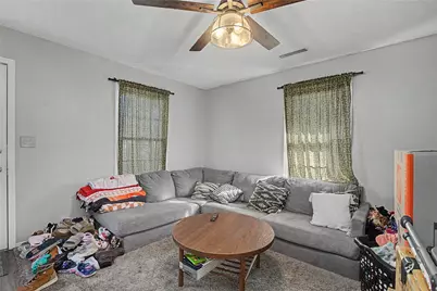 520 Regal Avenue, West Carrollton, OH 45449 - Photo 5