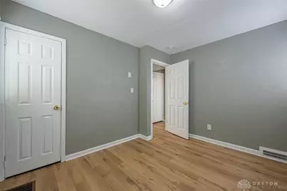 719 Cosler Drive, Dayton, OH 45403 - Photo 7
