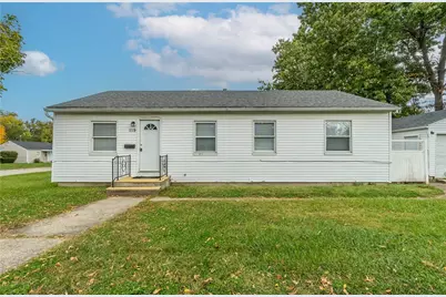 115 E McLaughlin Avenue, Fairborn, OH 45324 - Photo 1