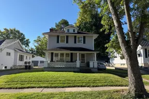 240 Corona Ave, Oakwood, OH 45419 - Photo 1