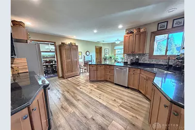 710 Westlake Drive, Troy, OH 45373 - Photo 27