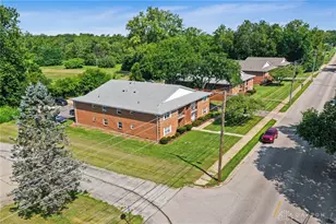 421 N Broadway St, Trotwood, OH 45426 - Photo 33