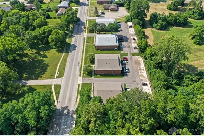 421 N Broadway Street, Trotwood, OH 45426 - Photo 37