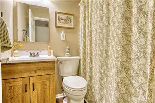 3033 Glenmere Ct, Dayton, OH 45440 - Photo 13