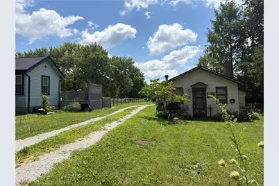 7991 W National Road, New Carlisle, OH 45344 - Photo 3