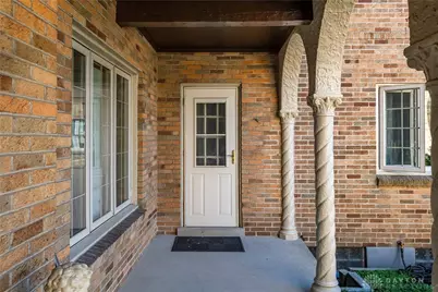 2200 Far Hills Avenue #2, Oakwood, OH 45419 - Photo 25