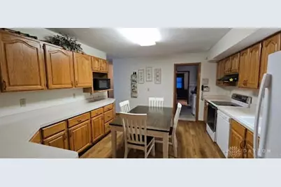 887 Camden Road, Eaton, OH 45320 - Photo 5