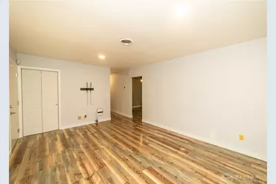305 Lockheed Drive, Vandalia, OH 45377 - Photo 5