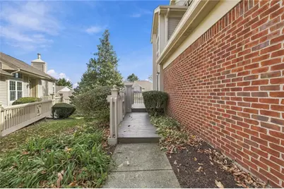 3981 Prestwick Place, Beavercreek, OH 45430 - Photo 5