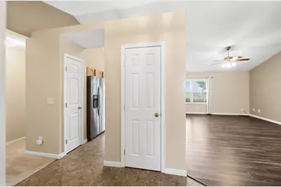 2367 Spyglass Court, Fairborn, OH 45324 - Photo 7