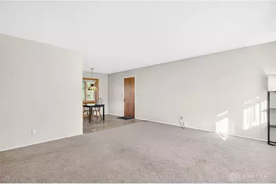 327 Brocone Drive, Vandalia, OH 45377 - Photo 5