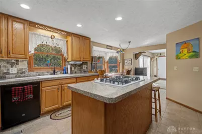 7930 Hetzler Road, Madison Township, OH 45327 - Photo 25