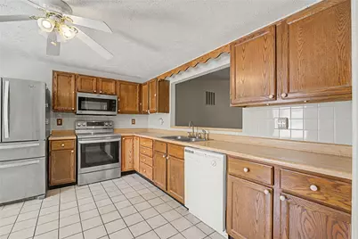 5799 Waynegate Road, Huber Heights, OH 45424 - Photo 7