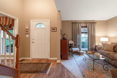 7224 Fontella Court, Clayton, OH 45415 - Photo 3