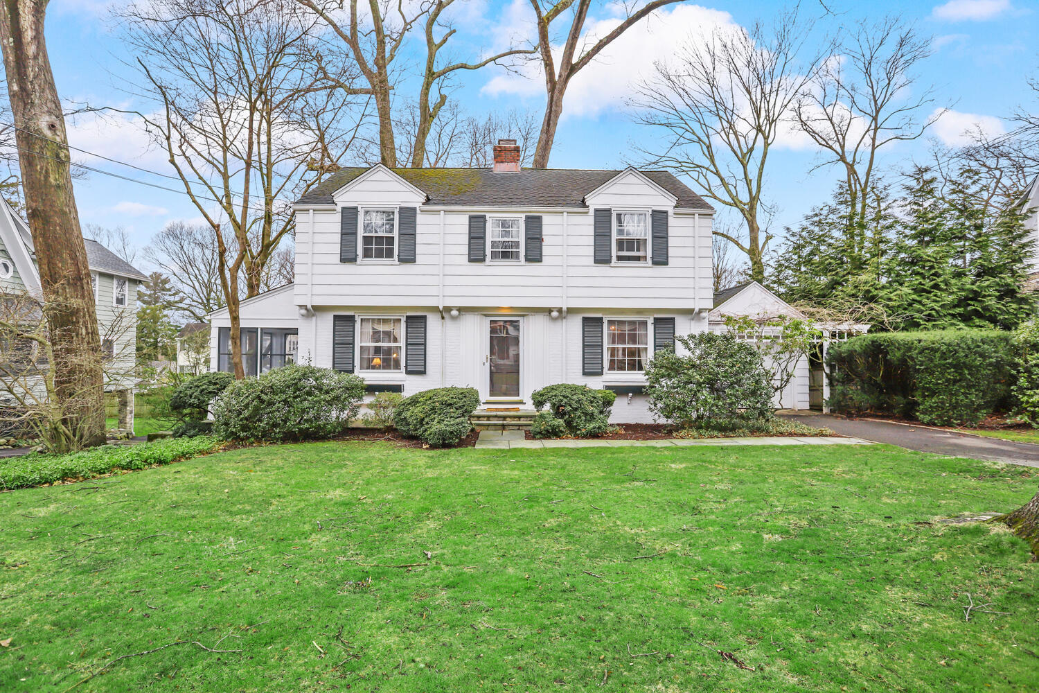 14 Oakshade Ave, Darien, CT 06820 MLS 38082 Coldwell Banker