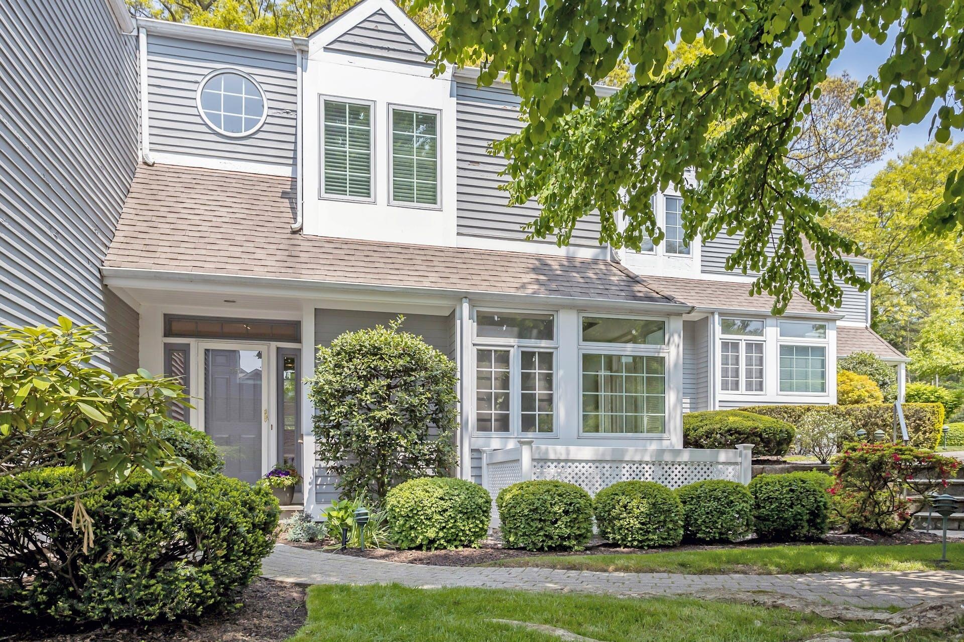 55 Hale Ln, Darien, CT 06820 MLS 38180 Coldwell Banker