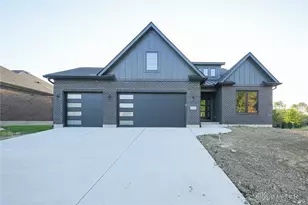 9416 Rochelle Ln, Clear Creek Township, OH 45459 - Photo 1