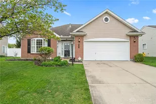 2768 Twin Lakes Dr, Troy, OH 45373 - Photo 1