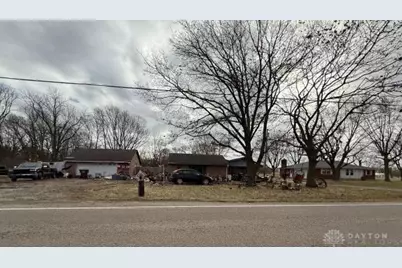 2960 N Diamond Mill Road, Dayton, OH 45426 - Photo 1