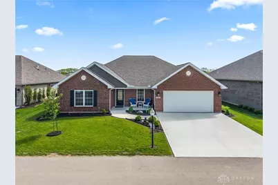 838 W Bentley Circle, Troy, OH 45373 - Photo 1