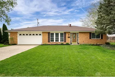 610 Village Court, Dayton, OH 45322 - Photo 1
