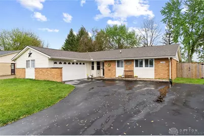 7104 Pineview Drive, Dayton, OH 45424 - Photo 1