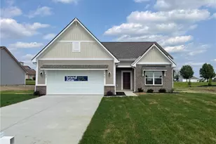 134 Autumn Maple Ln, Brookville, OH 45309 - Photo 1