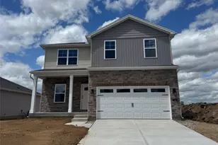 546 Hollywood Blvd, Xenia, OH 45385 - Photo 1