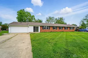 3517 Mary Ann Dr, Lebanon, OH 45036 - Photo 1