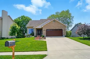 2731 Walnut Ridge Dr, Troy, OH 45373 - Photo 1