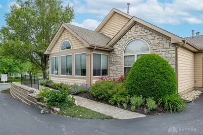 91 Villa Pointe Drive, Springboro, OH 45066 - Photo 1