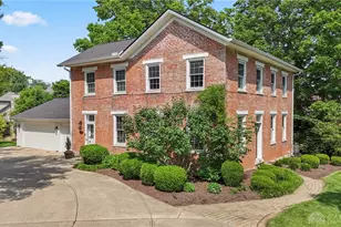 3886 W Franklin St, Bellbrook, OH 45305 - Photo 1