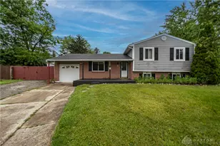 1000 Michele Ct, Englewood, OH 45322 - Photo 1