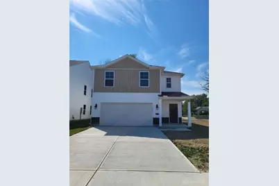 1015 N South Street, Wilmington, OH 45177 - Photo 1