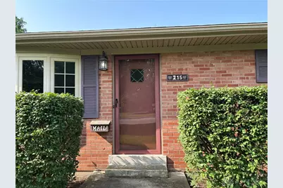 215 W Martindale Road, Englewood, OH 45322 - Photo 1