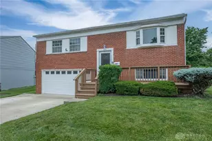 321 Ellenwood Dr, West Carrollton, OH 45449 - Photo 1