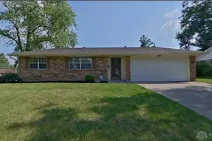 5970 Clearlake Dr, Dayton, OH 45424 - Photo 1